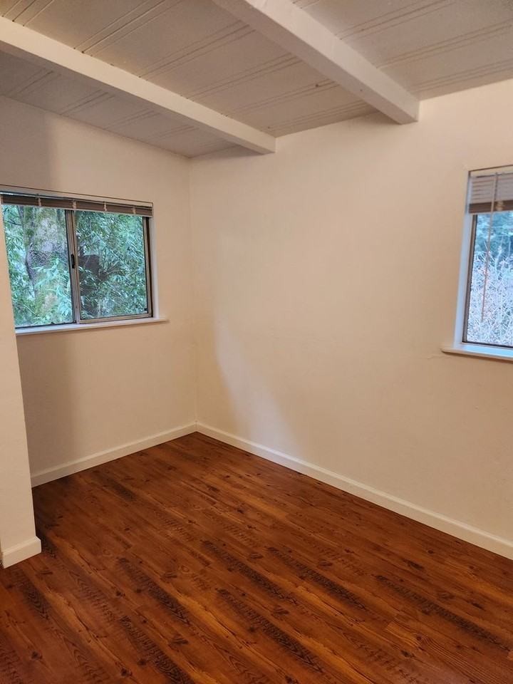 11075 Dell Ave - Photo 5 of 9