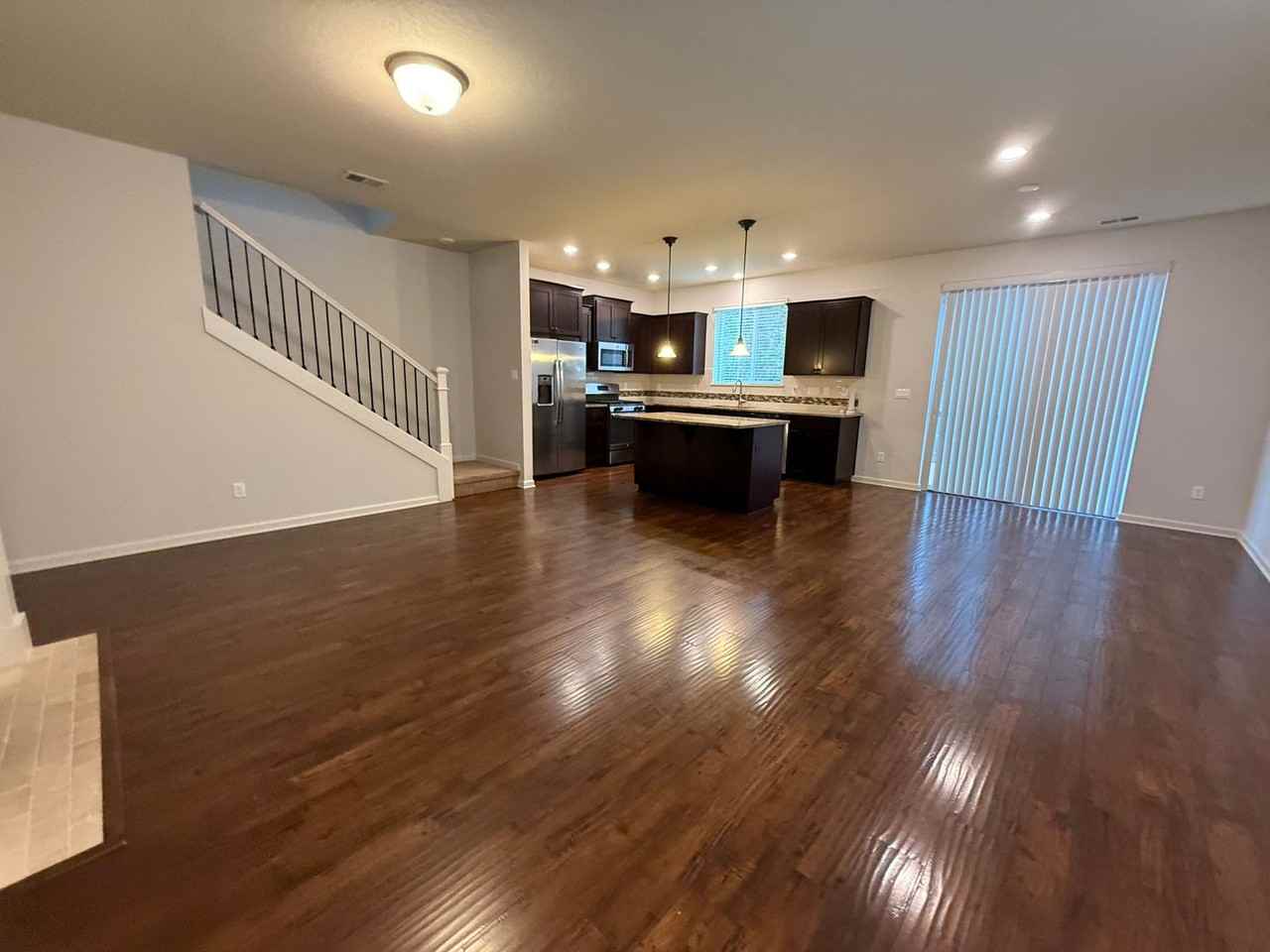 10070 Northwest Bartlett Loop - Photo 7 of 40