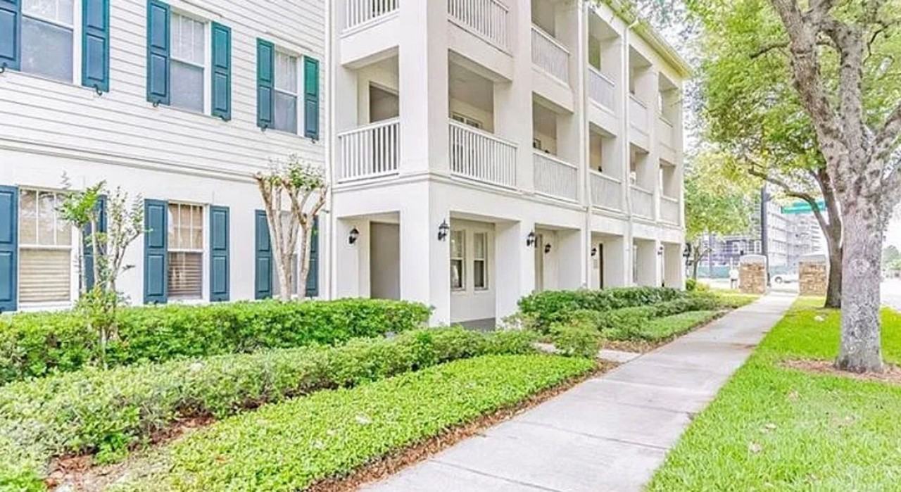 700 Siena Palm Drive - Photo 4 of 17