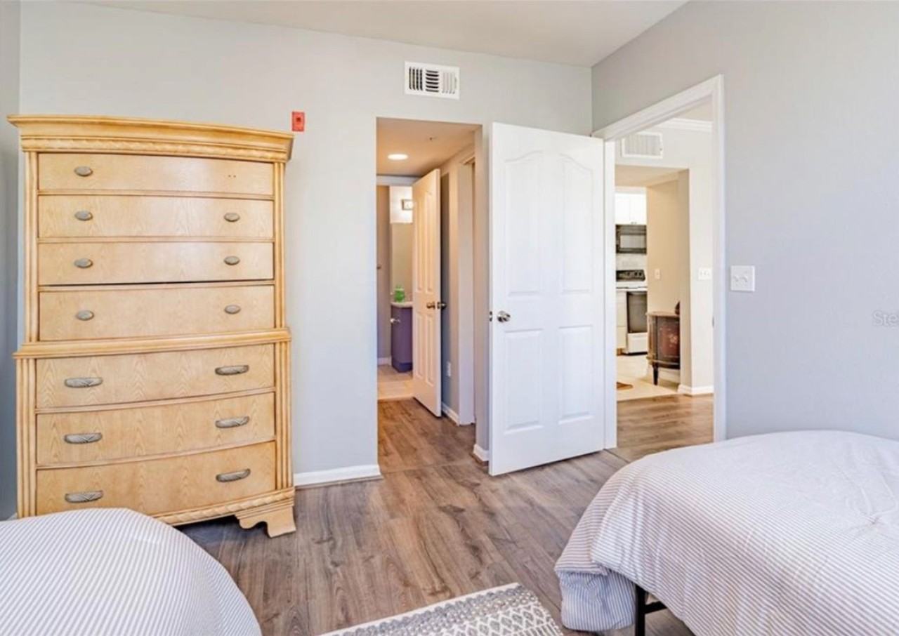 700 Siena Palm Drive - Photo 7 of 17