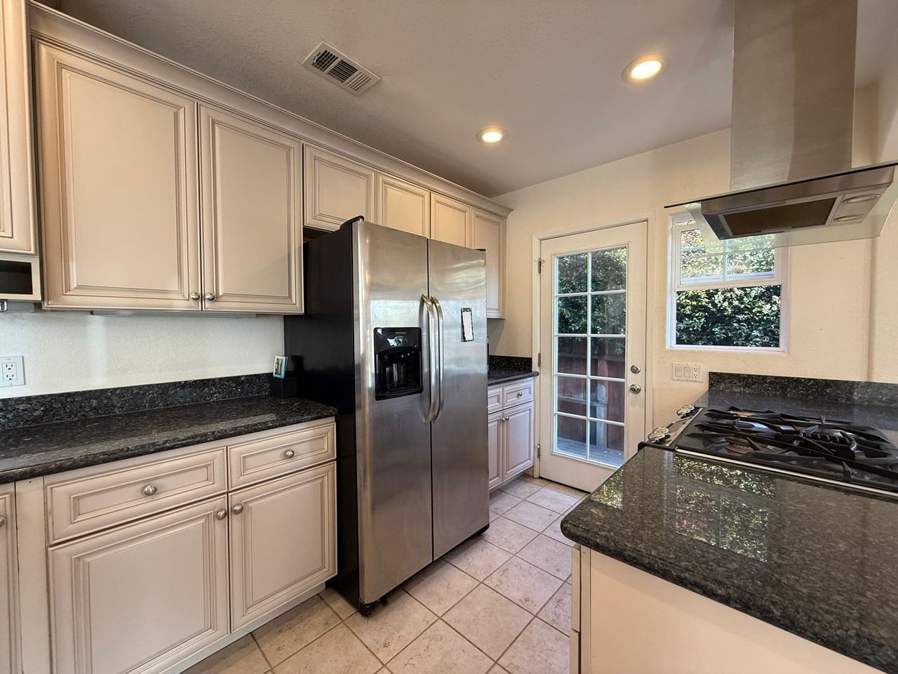 2007 Poli Street - Photo 6 of 21