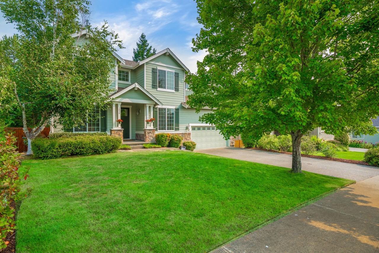 2030 Nelson Street - Photo 2 of 44