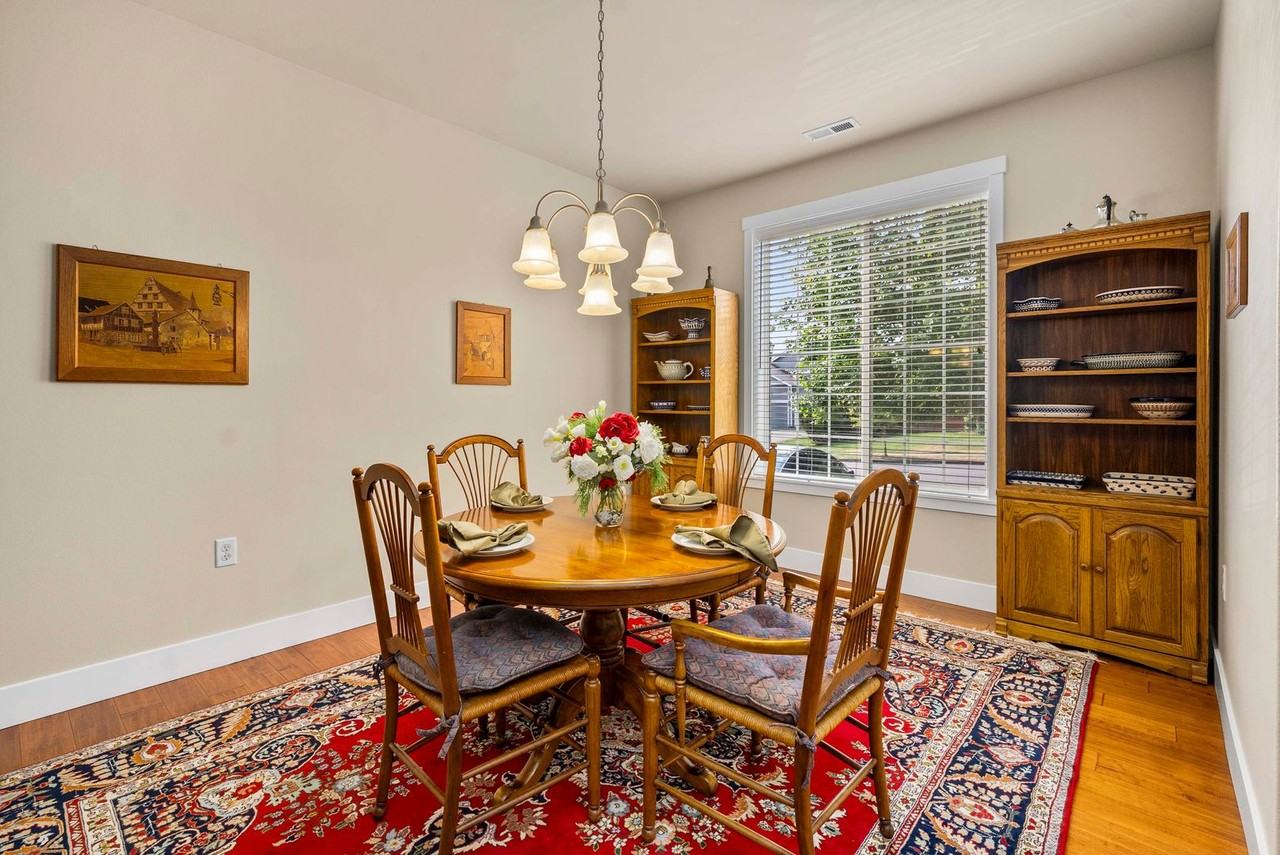 2030 Nelson Street - Photo 5 of 44