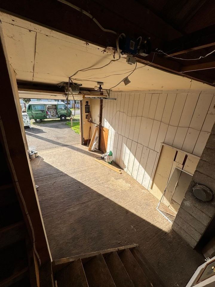 637 Northeast Christian Street - Photo 7 of 9