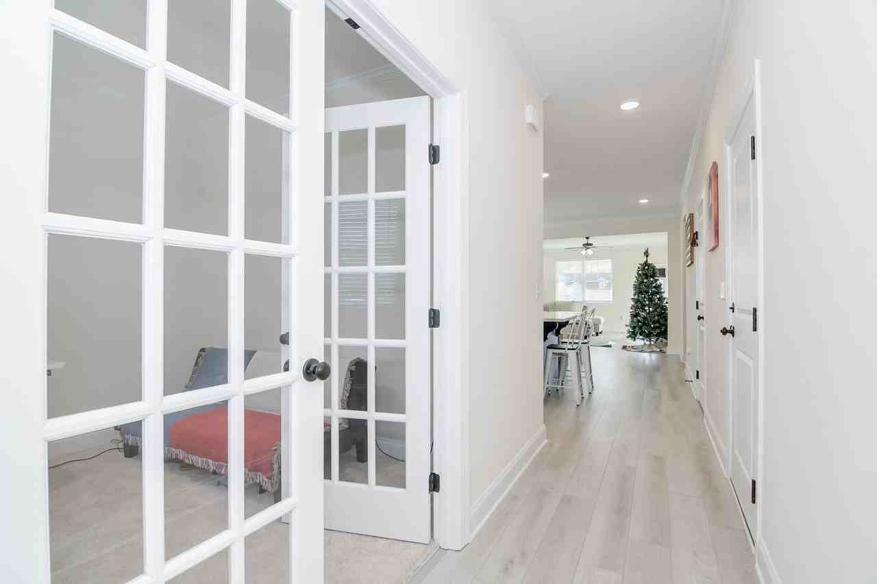 34 Coslett Drive - Photo 7 of 34