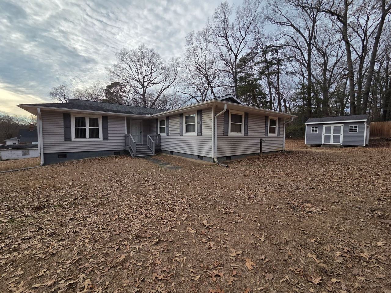 10526 Buena Vista Boulevard - Photo 2 of 26