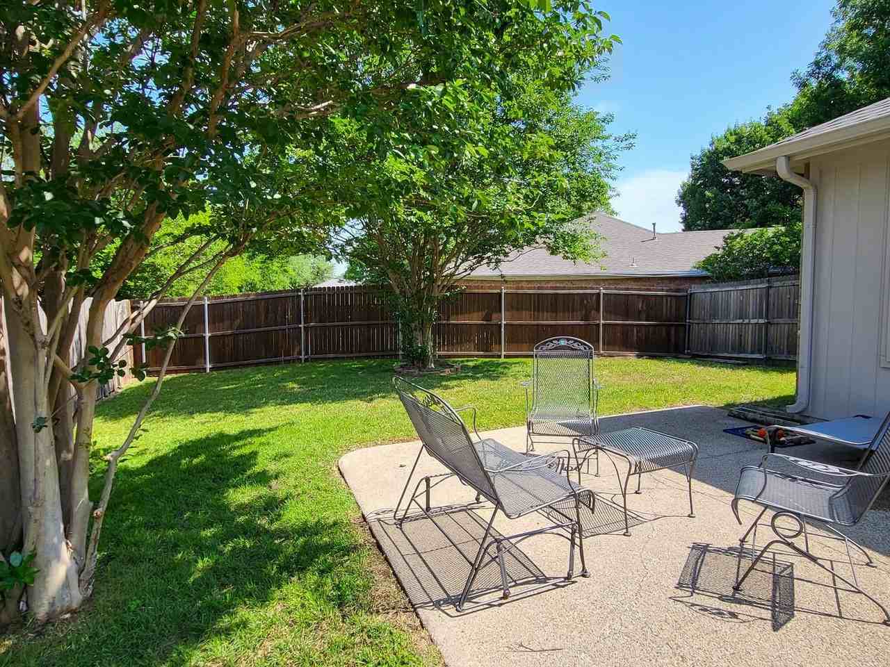 916 Silver Streak Drive - Photo 4 of 4