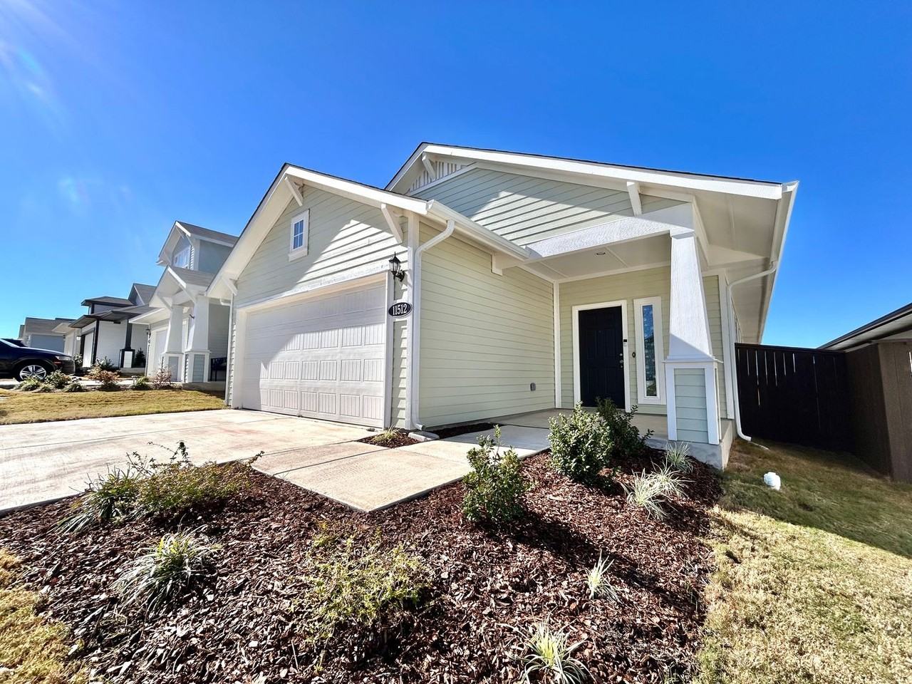 11512 Murano Dr - Photo 2 of 30