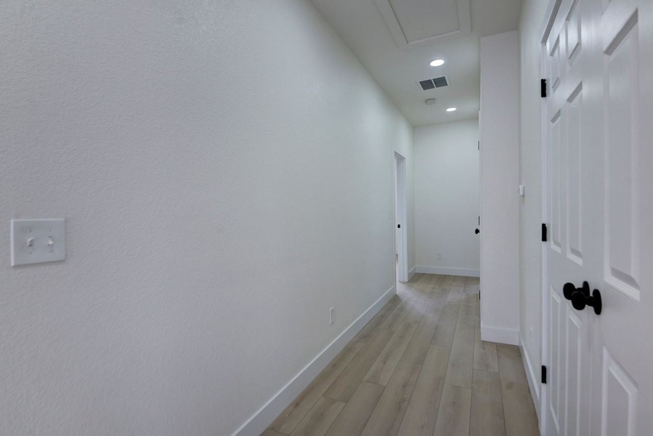 7001 West 48th Avenue - Photo 7 of 13