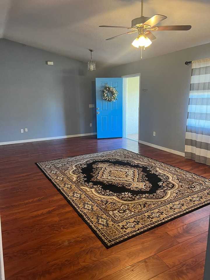 21499 Webbwood Avenue - Photo 2 of 18