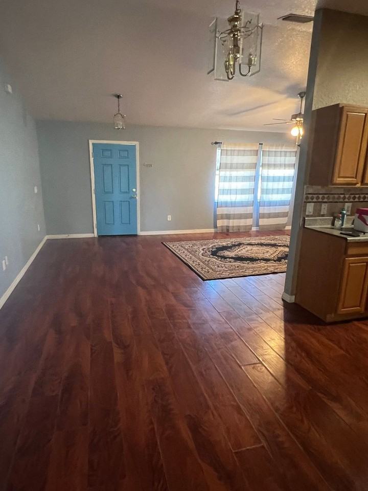 21499 Webbwood Avenue - Photo 6 of 18