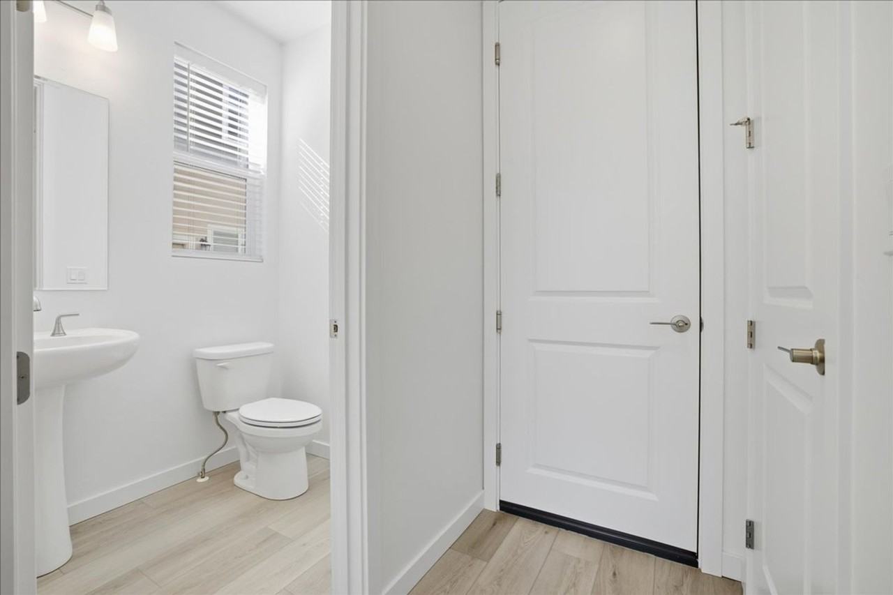 350 North Lagrasse Lane - Photo 6 of 44