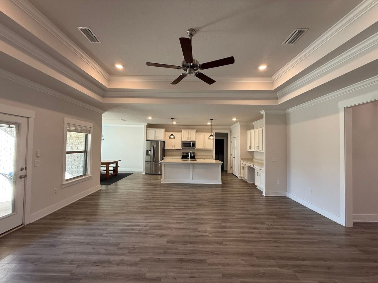 6124 Cherry Hill Cir - Photo 5 of 42