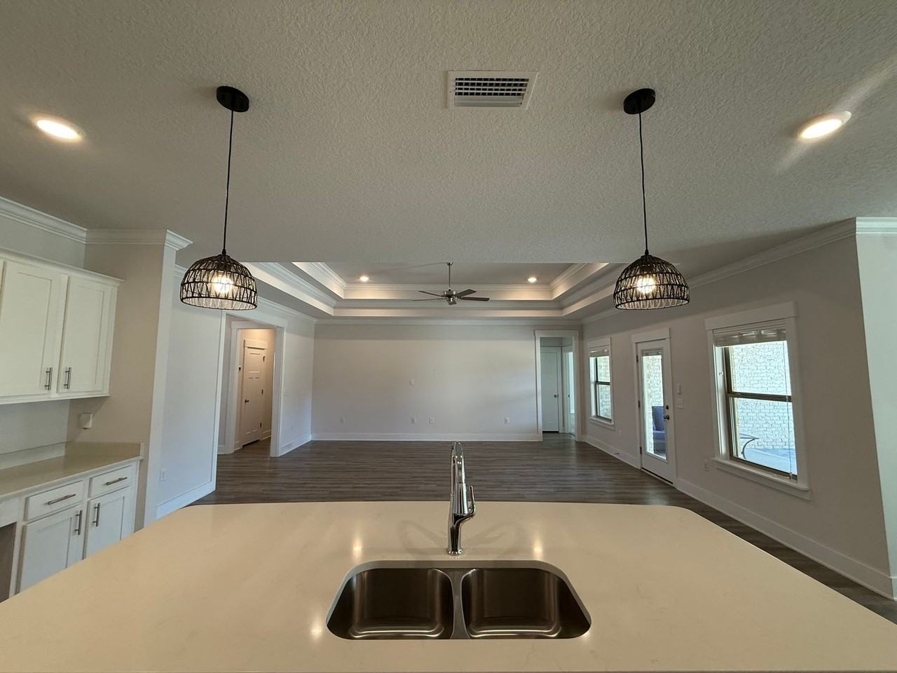 6124 Cherry Hill Cir - Photo 6 of 42