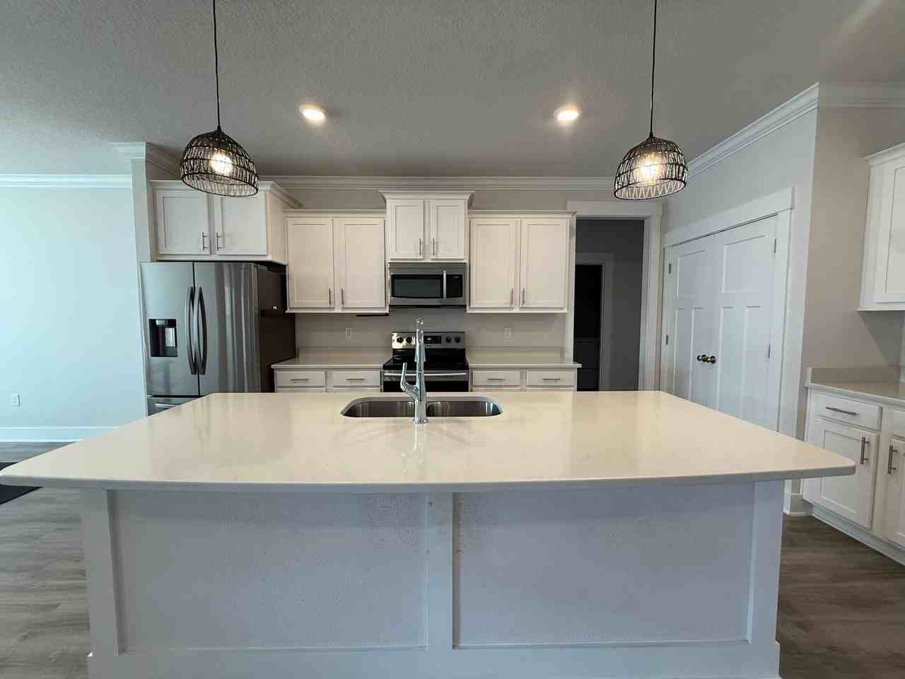 6124 Cherry Hill Cir - Photo 7 of 42