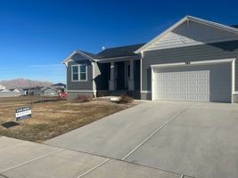 featured image of 284 W Saddlebrook Dr