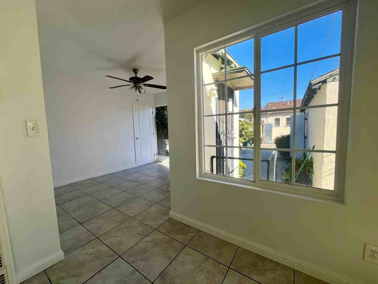 10523 South Mansel Avenue - Photo 5 of 14