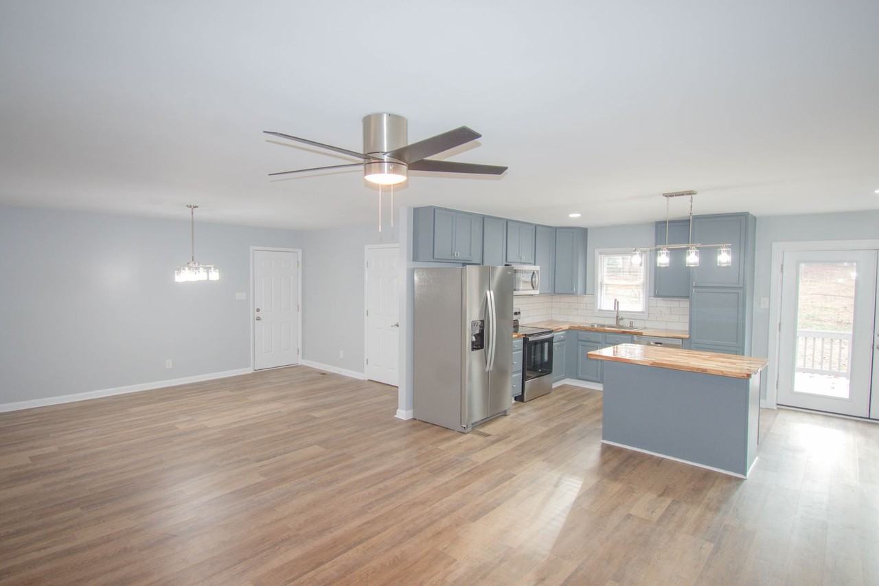 4723 Dominion Road - Photo 3 of 22