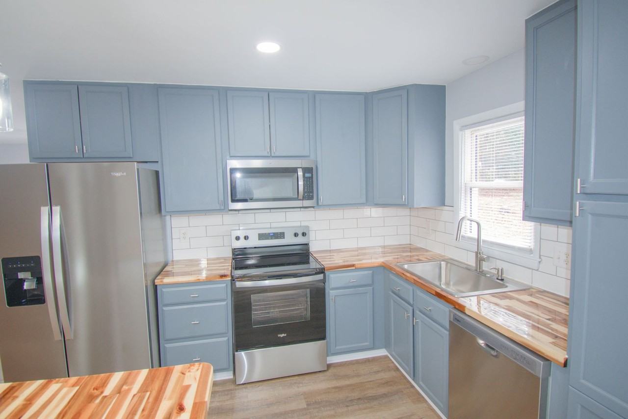 4723 Dominion Road - Photo 7 of 22