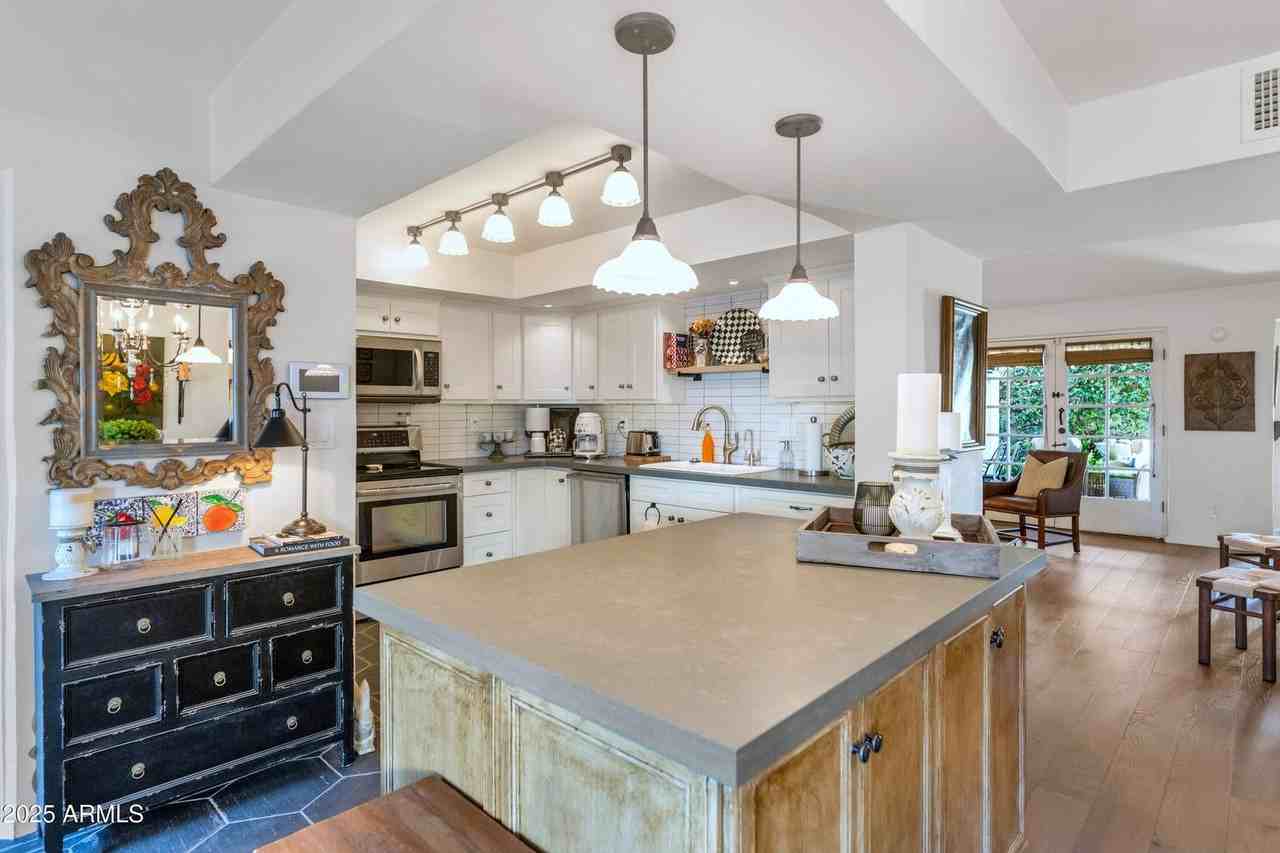 5101 N Casa Blanca Dr #19 - Photo 5 of 26