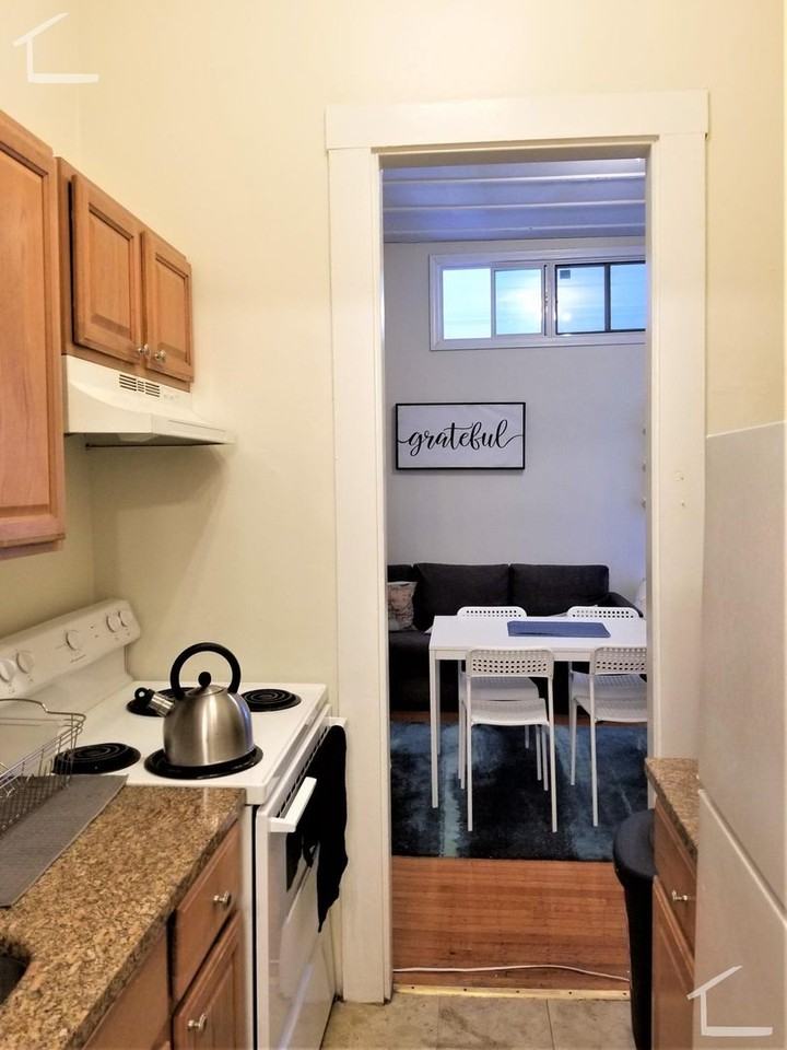 42 Bay State Road - Photo 7 of 10