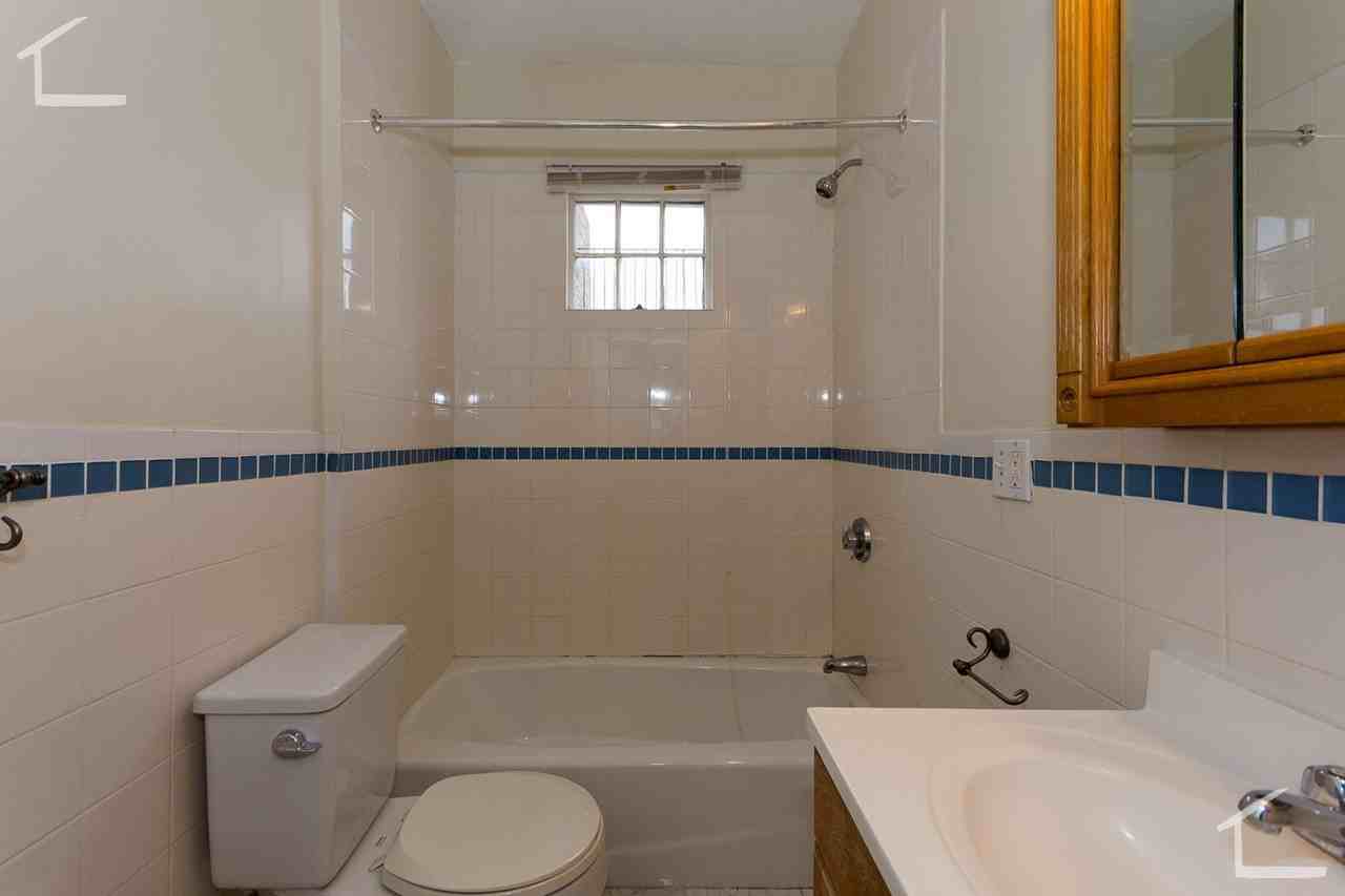 40 Bay State Road - Photo 6 of 6