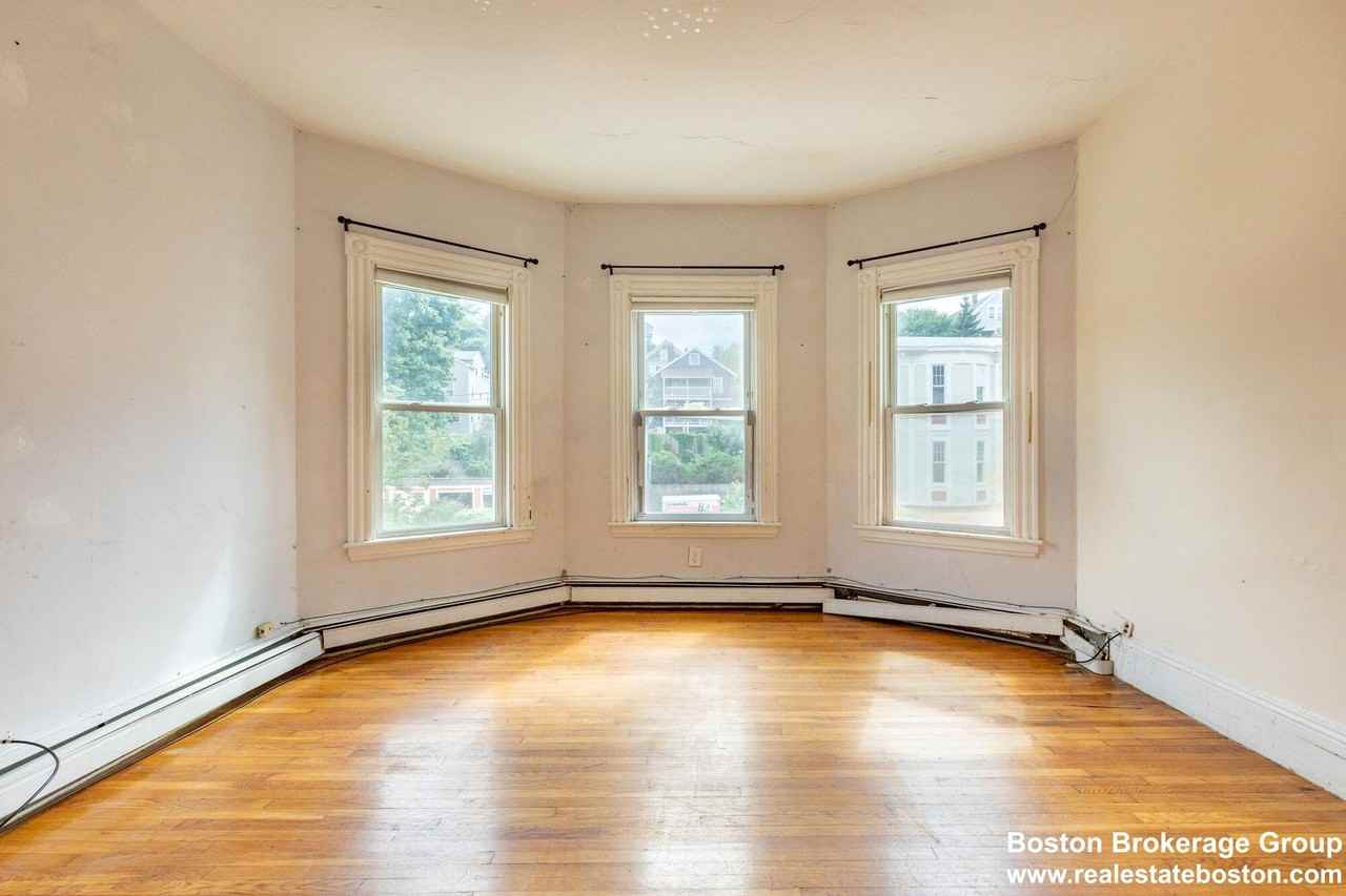 58 Hillside Street - Photo 3 of 12