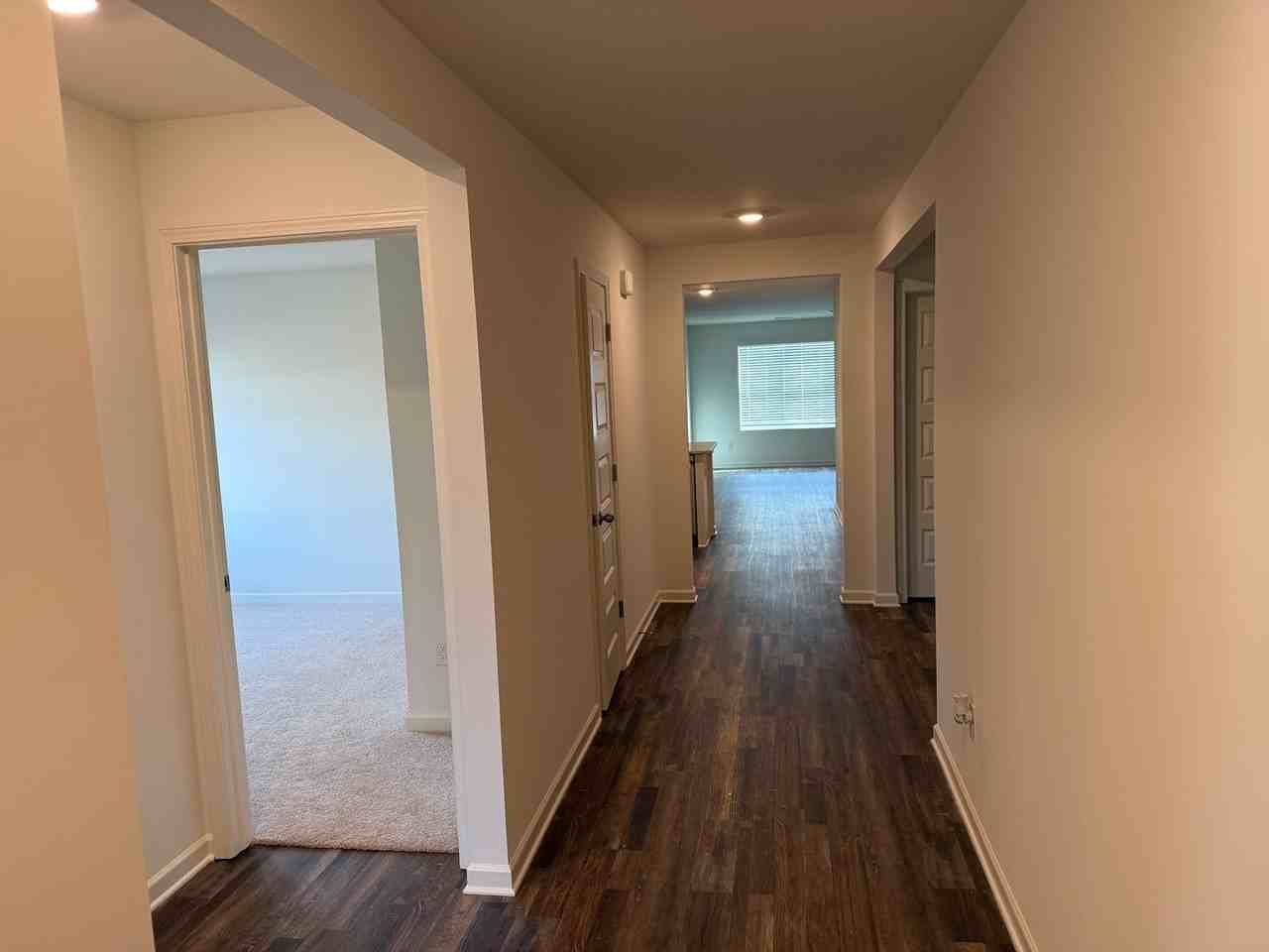 18546 Circle Drive - Photo 5 of 41