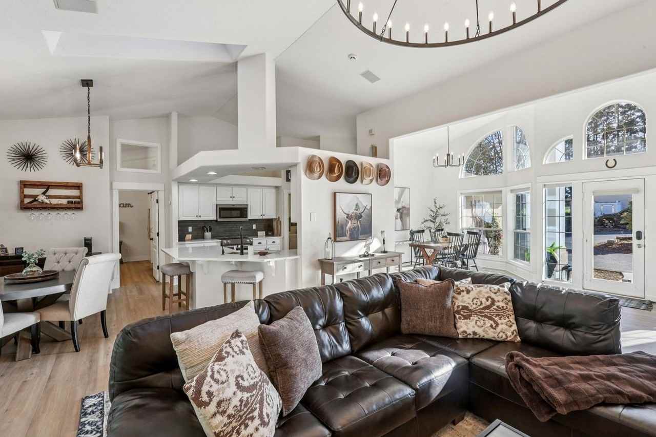 19609 Northwest 9th Court - Photo 2 of 26