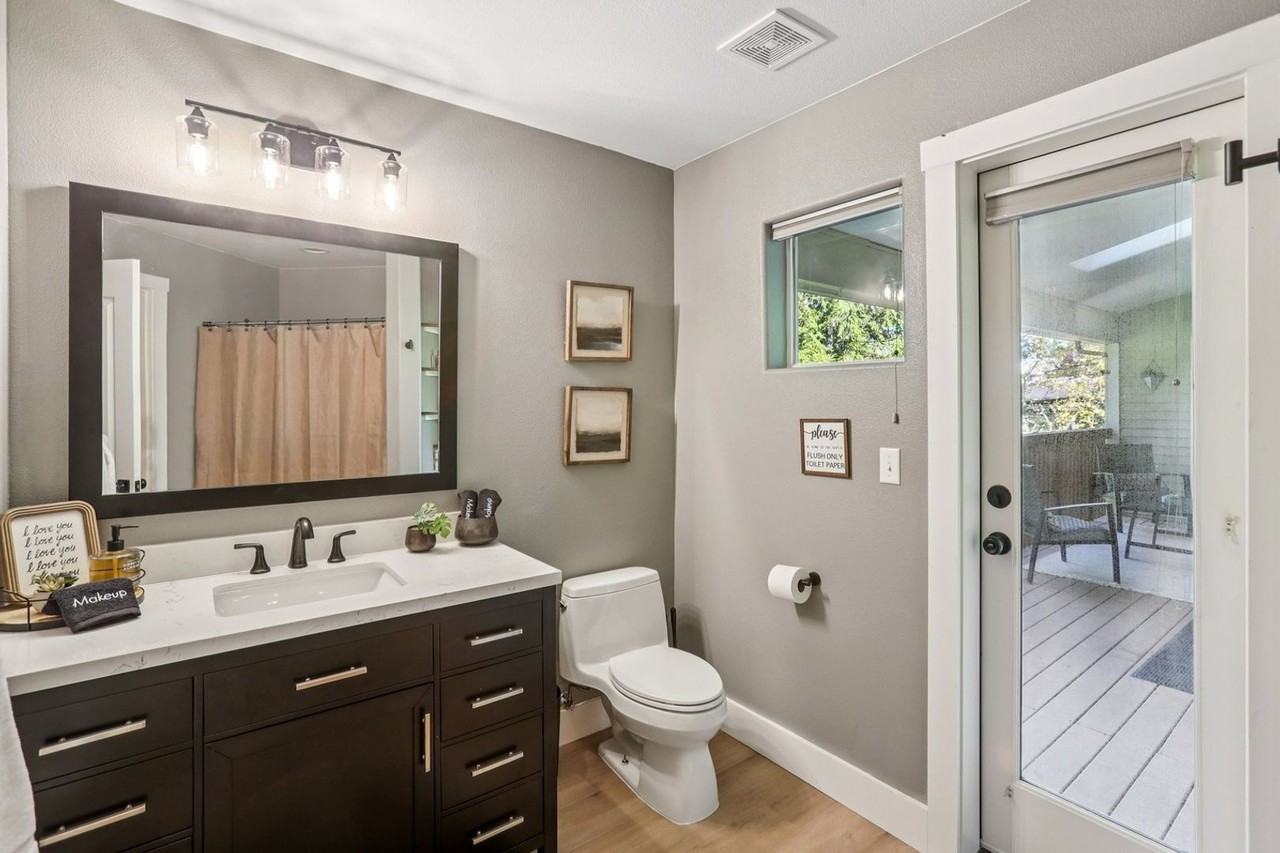 19609 Northwest 9th Court - Photo 4 of 26