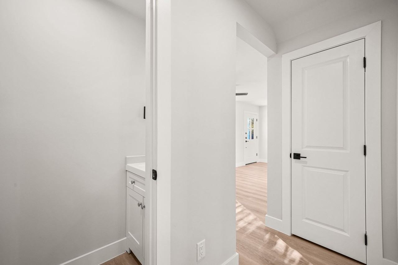 523 Las Puertas - Photo 4 of 35