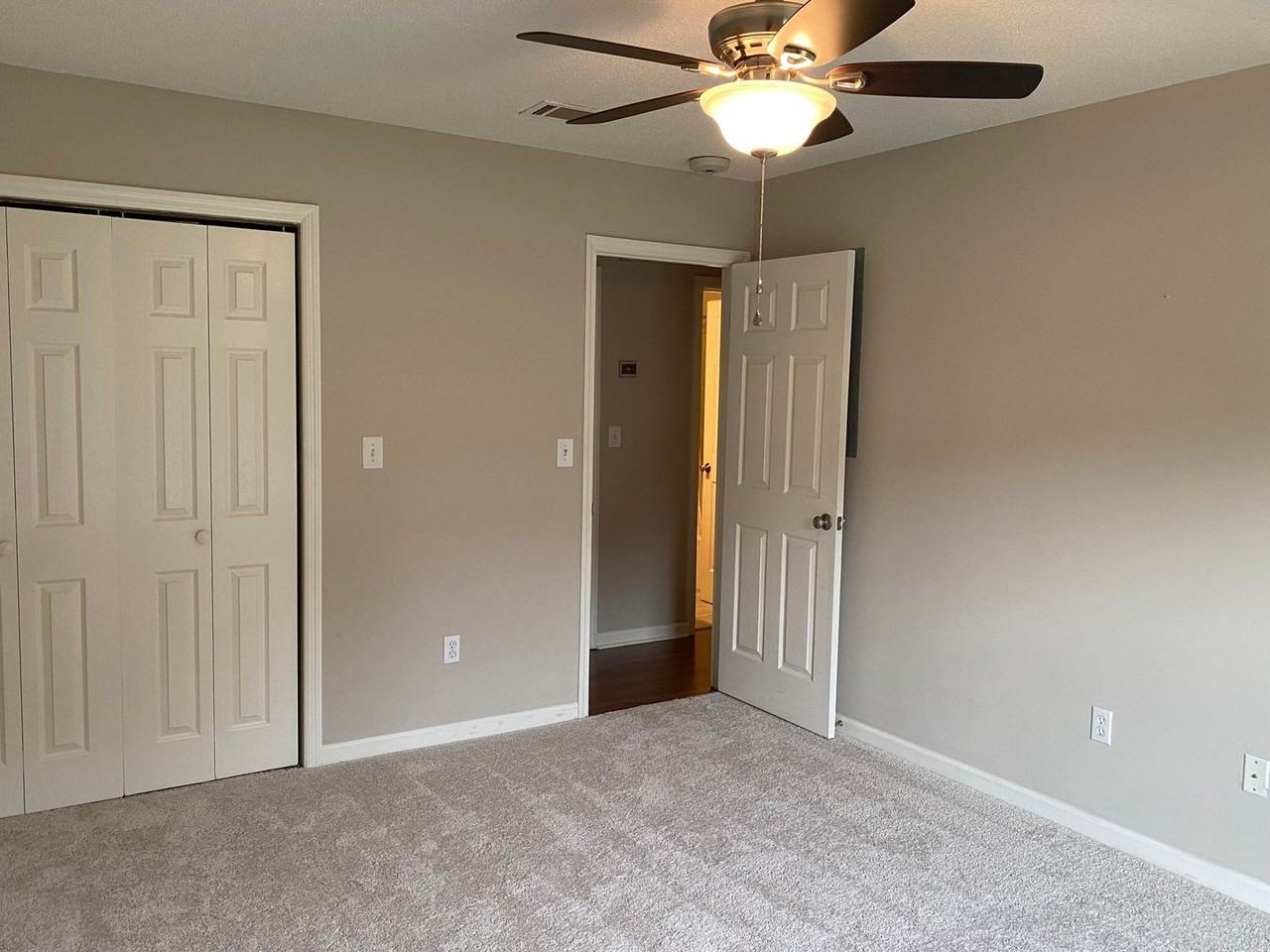 654 Tara Lane - Photo 5 of 22