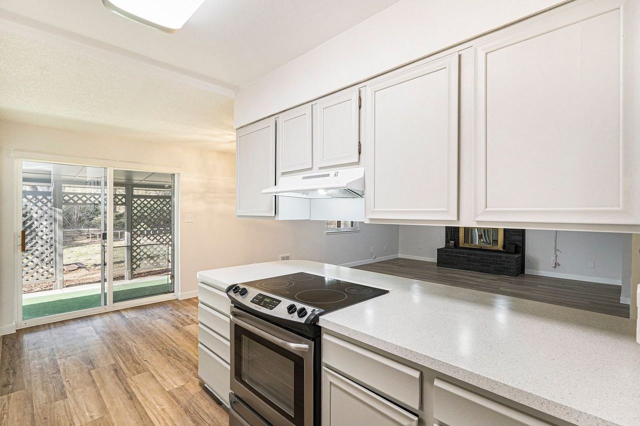 9881 Pecos St - Photo 5 of 27