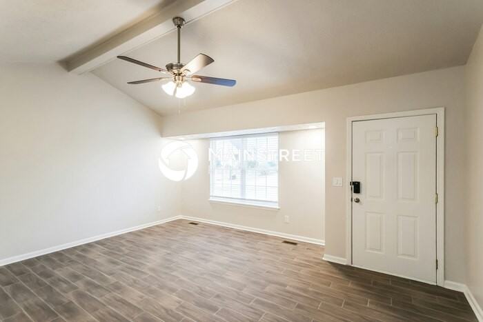 10103 Lancewood Rd - Photo 5 of 17