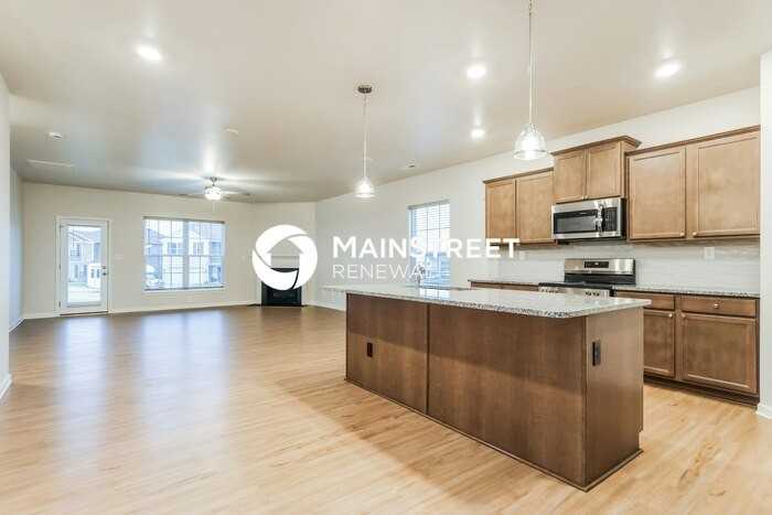 11900 Parkside Vista Ln - Photo 5 of 18