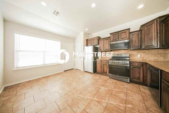 11516 Sw 24th St - Photo 6 of 17