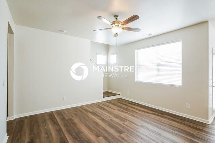 1080 Pepper Stone Dr - Photo 2 of 18