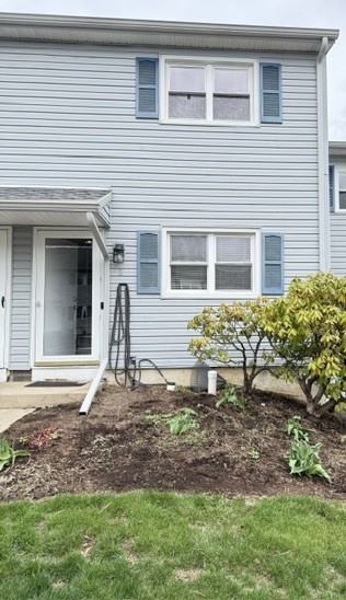 11 Fredricksburg Court #11