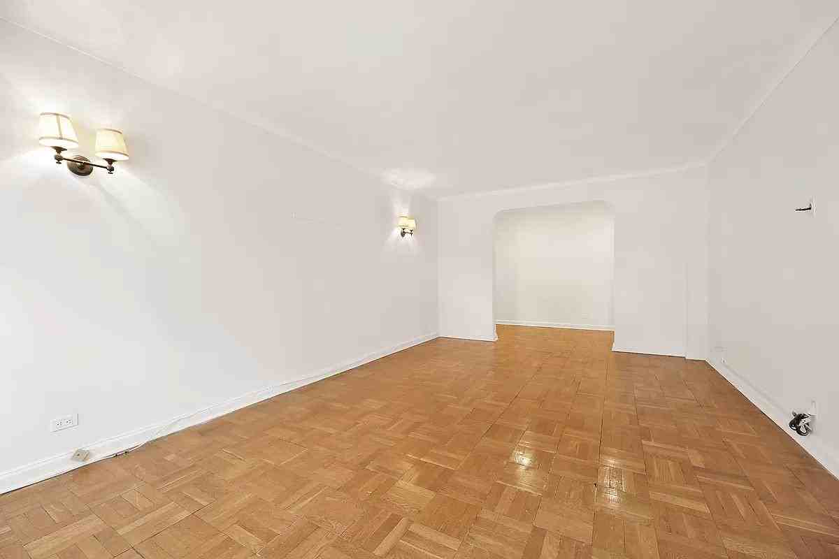 359 Ovington Avenue - Photo 4 of 16