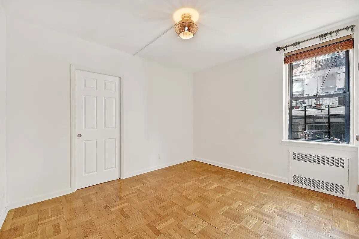 359 Ovington Avenue - Photo 6 of 16