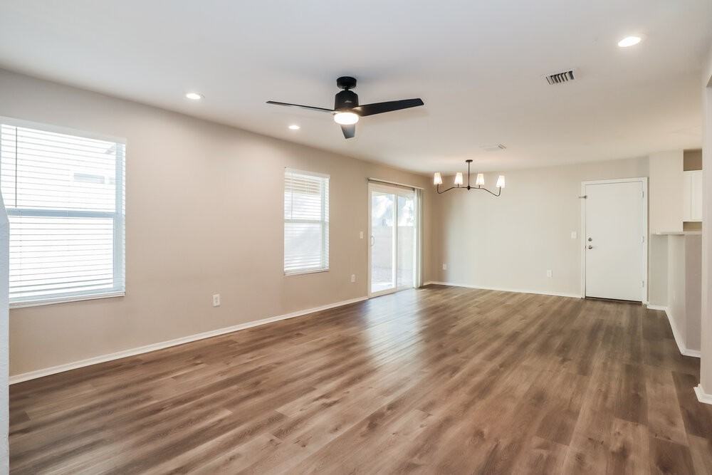 2755 N Saramano Ln - Photo 4 of 17