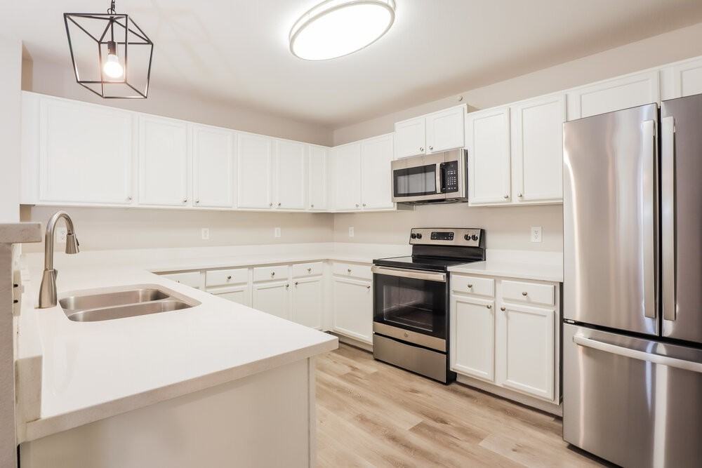 2755 N Saramano Ln - Photo 7 of 17