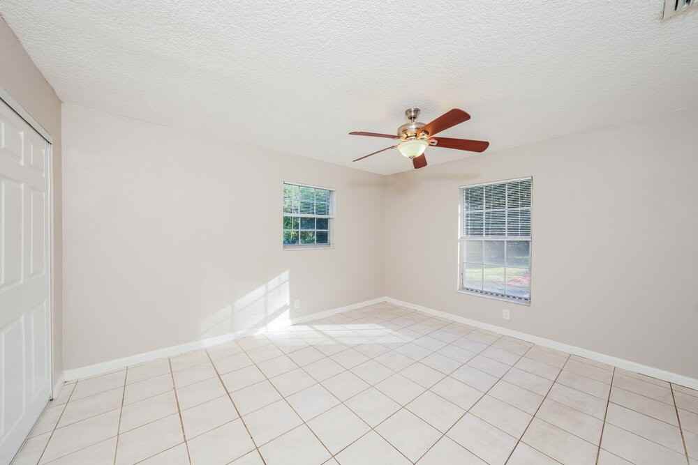 5720 Royal Palm Beach Blvd - Photo 6 of 16