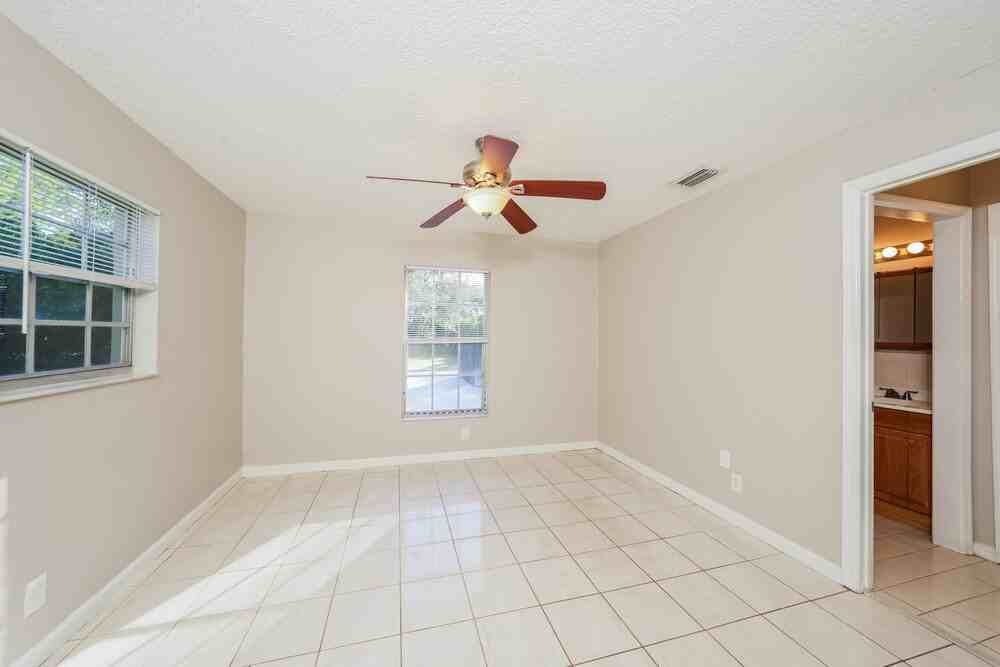 5720 Royal Palm Beach Blvd - Photo 7 of 16