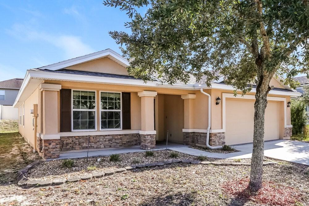 2643 Salt Lake Dr - Photo 3 of 16