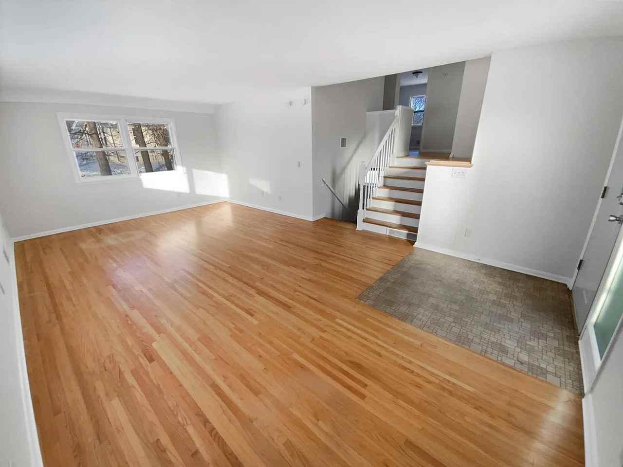 509 Eighth St - Photo 2 of 12