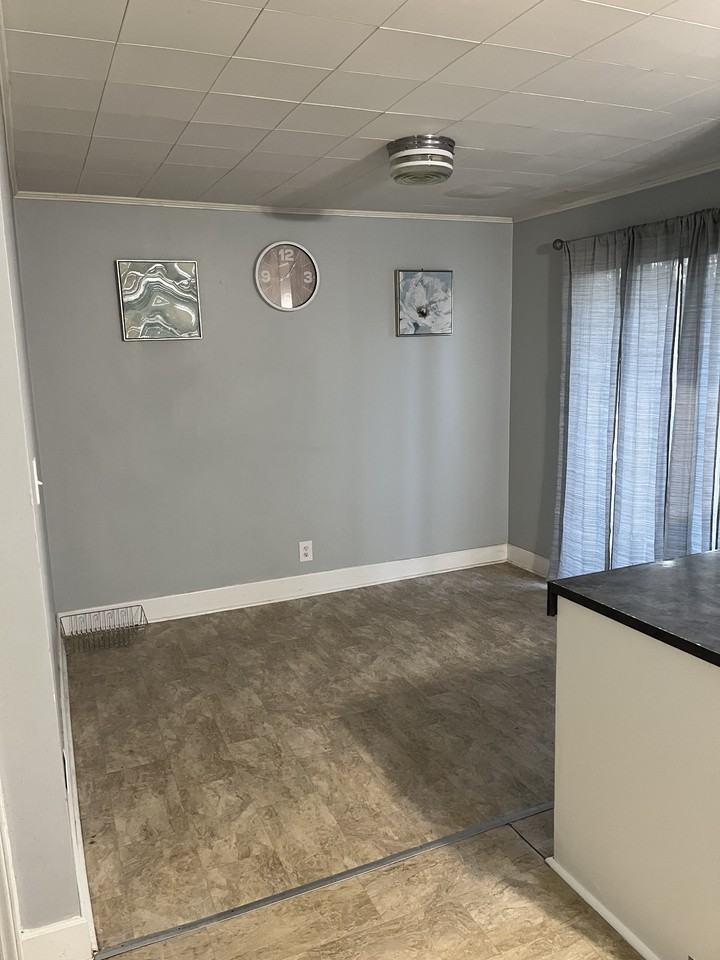 824 Shirley Drive #NA - Photo 3 of 9