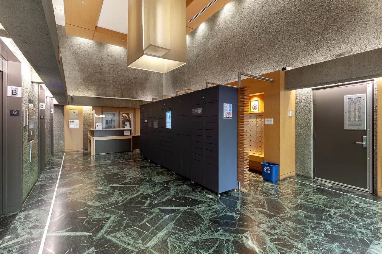 1333 West Georgia Street #913 - Photo 6 of 12