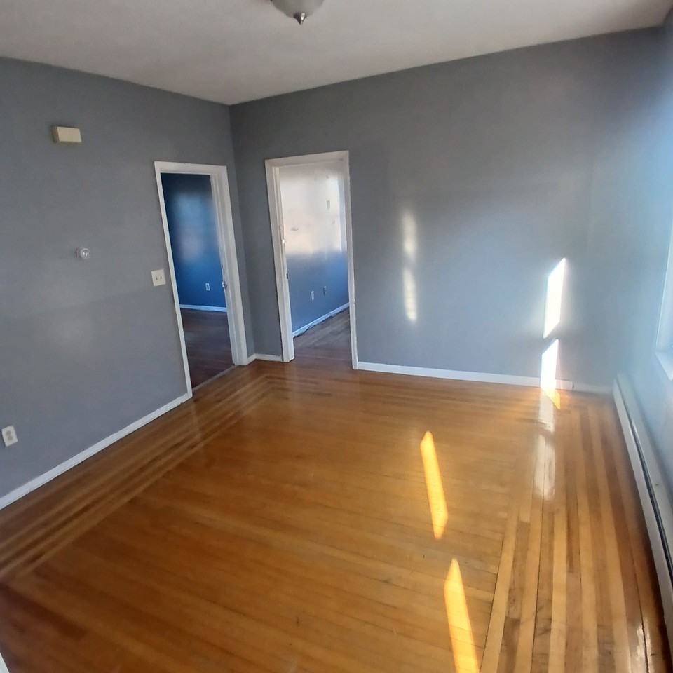 490 Edgewood Street #3 - Photo 3 of 15