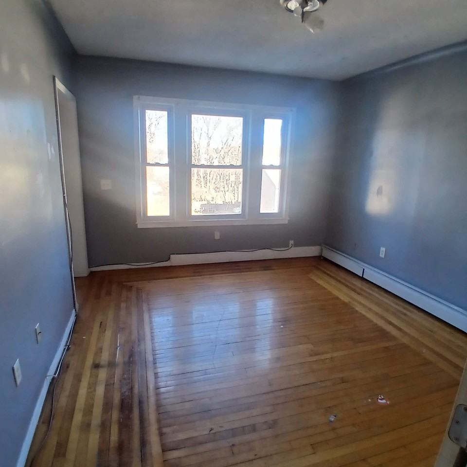 490 Edgewood Street #3 - Photo 4 of 15